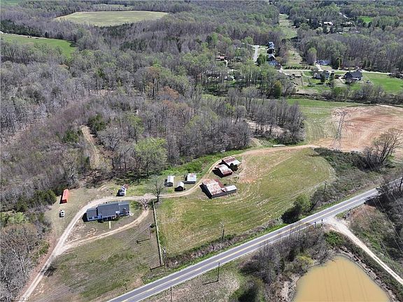 2nd image of 541 Wallburg High Point Rd