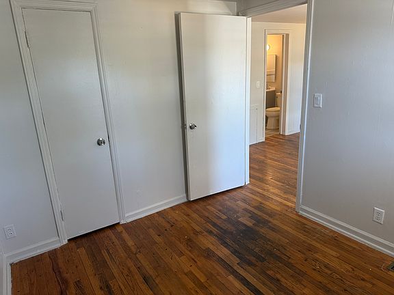 3rd image of 29222 Grand River Ave APT 1
