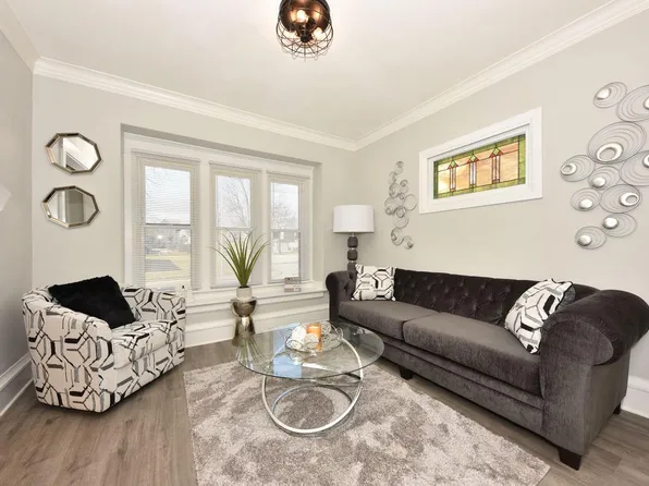 1654 North 28th STREET, Milwaukee, WI 53208