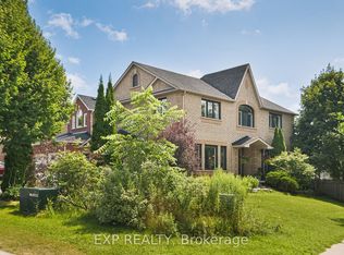 29 Batson Dr, Aurora, ON
