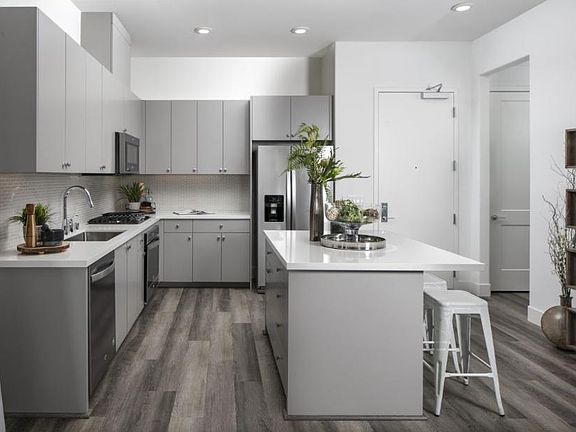 2nd image of 45128 Warm Springs Blvd Unit 528