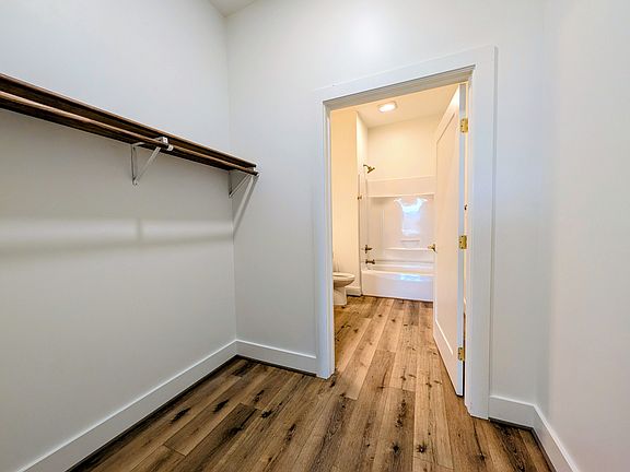 5th image of 5900 Fort Ave #11505062