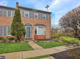 32 Warwick Ct, Reading, PA 19606