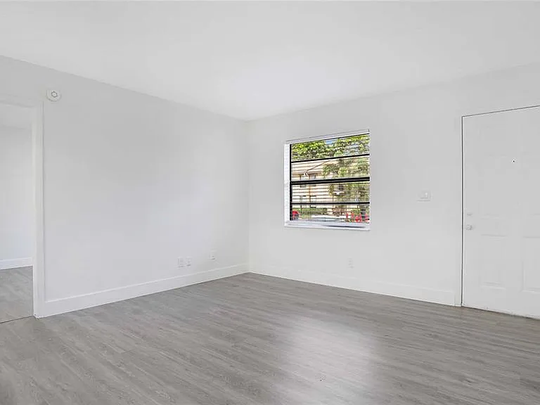 9466 Boca Cove Cir #303 — Photo 32