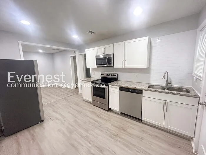 1268 Byewood Ln SW — Photo 6