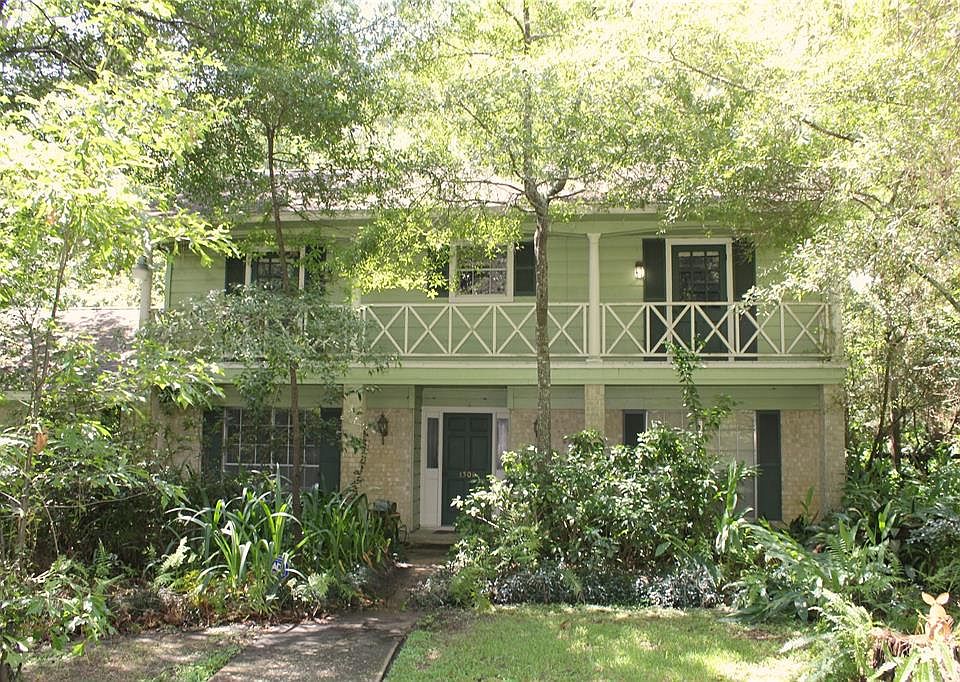 1st image of 1306 Castle Hill Trl