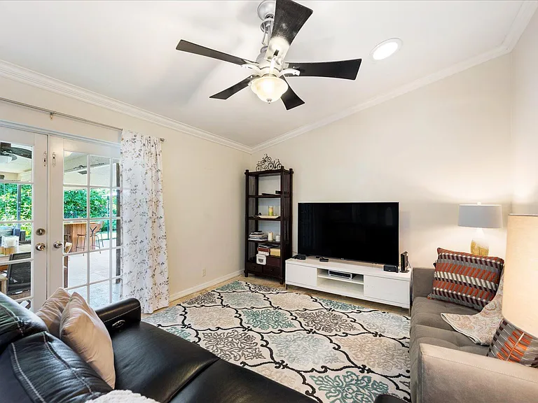 13889 Geranium Pl — Photo 13