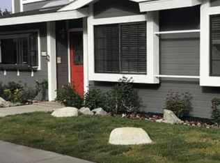 421 E 20th St, Costa Mesa, CA 92627