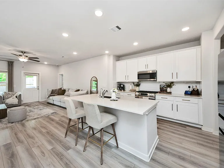 8646 Blueberry Ash St — Photo 12