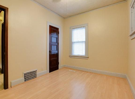 5th image of 3701 26th Ave S