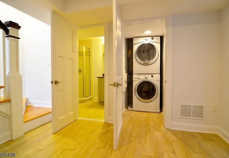 24 Blaine St #A — Photo 13