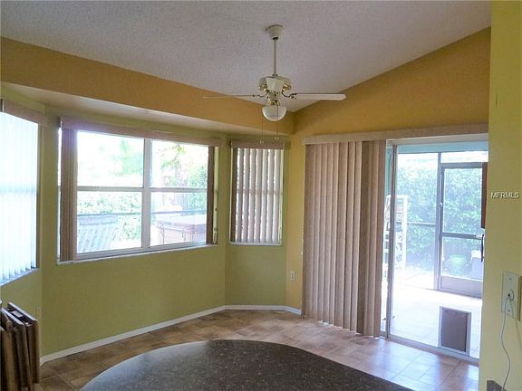 5th image of 4812 Harbor Woods Dr