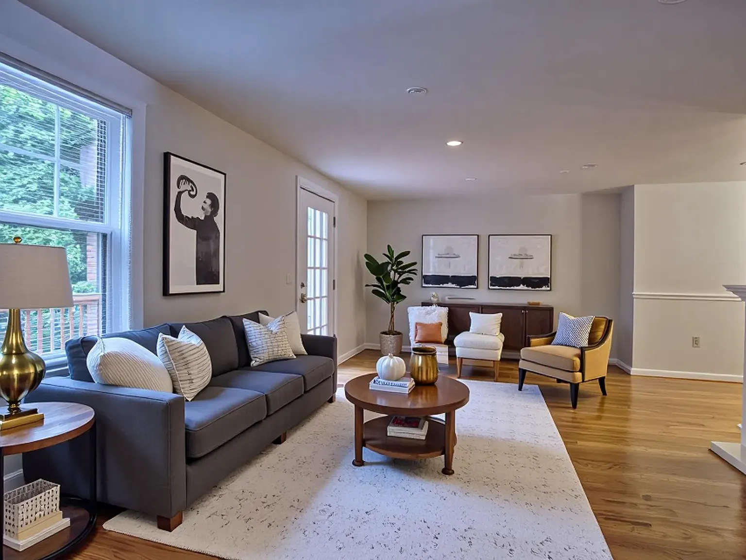 3 bed, 1875 sqft, $3,000 — Photo 2