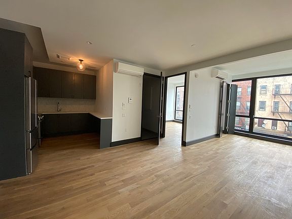 2nd image of 1134 Fulton St #803