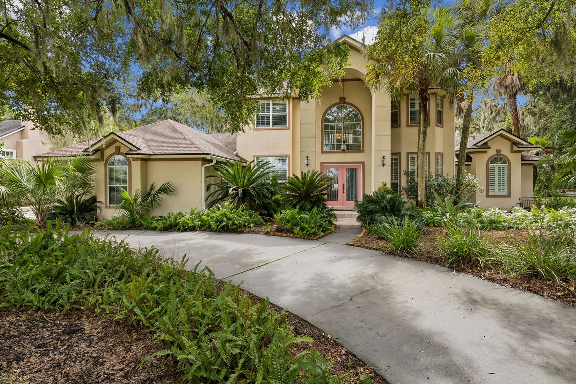 Welcome to 96058 Bay View Dr