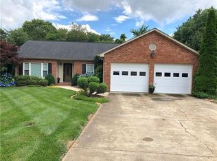 1106 Daffodil Ct SE, Conover, NC 28613