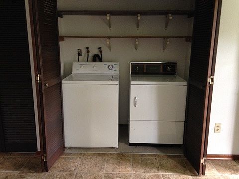 2nd image of 201 S Elliott Ave Unit 3