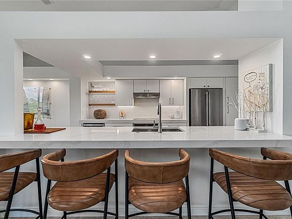 3rd image of 27175 Oakwood Lake DR #201