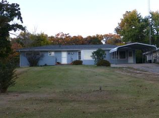 502 Maple St, Cabool, MO 65689