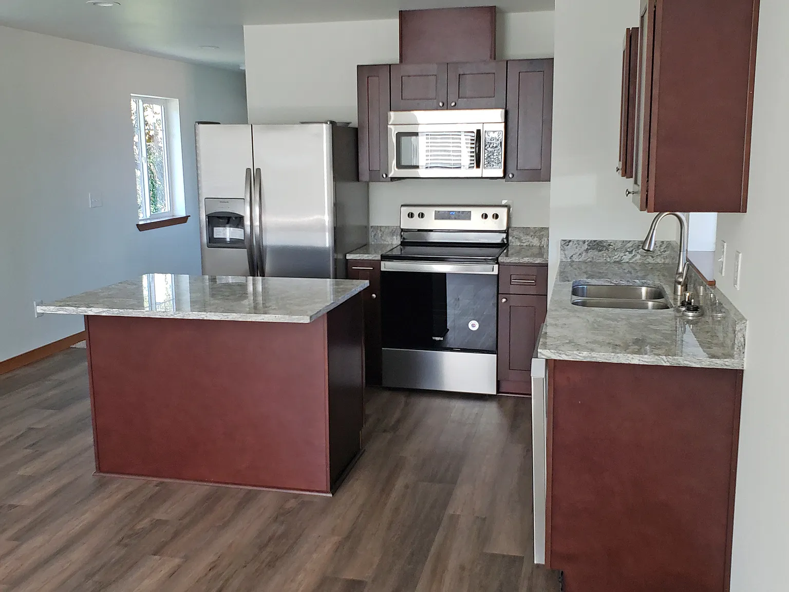 2 bed, 1216 sqft, $1,850 — Photo 4