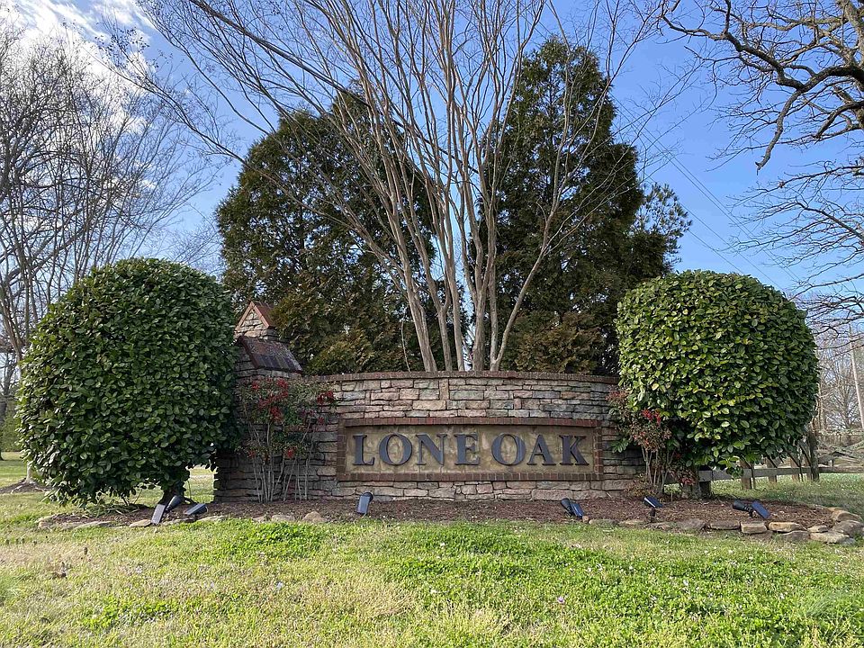 1st image of 205 Lone Oak Dr