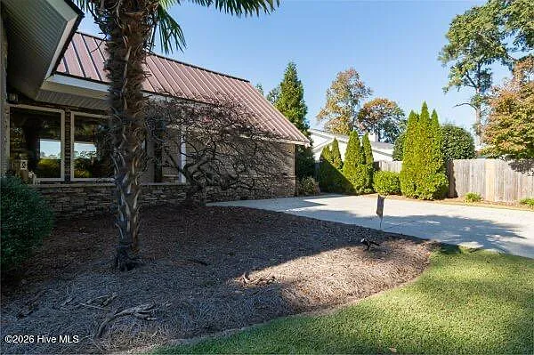 810 Madam Moores Ln #A — Photo 59