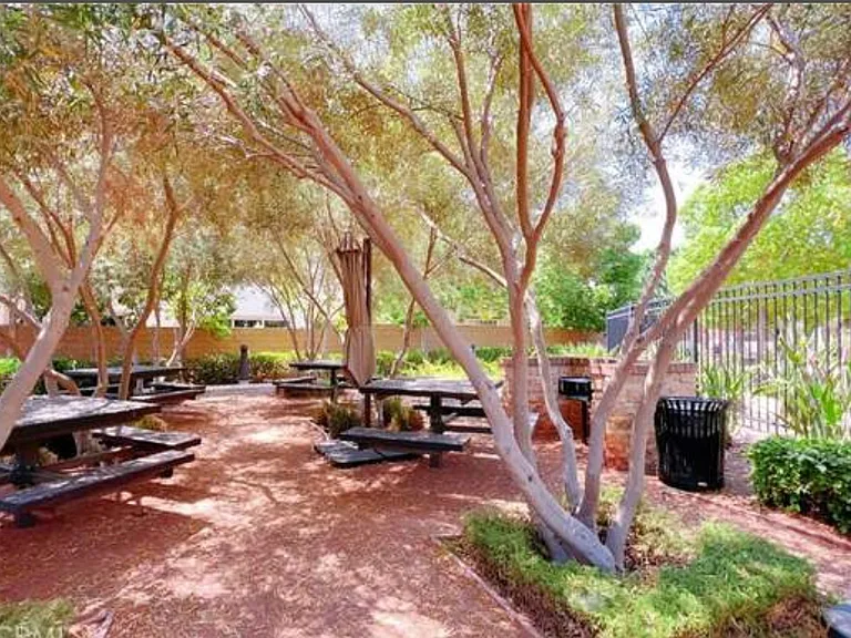 16900 Copperleaf Ct — Photo 26