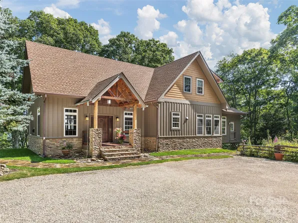 1525 Trickle Creek Rd, Waynesville, NC 28785