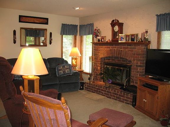 3rd image of 23209 W 289th St