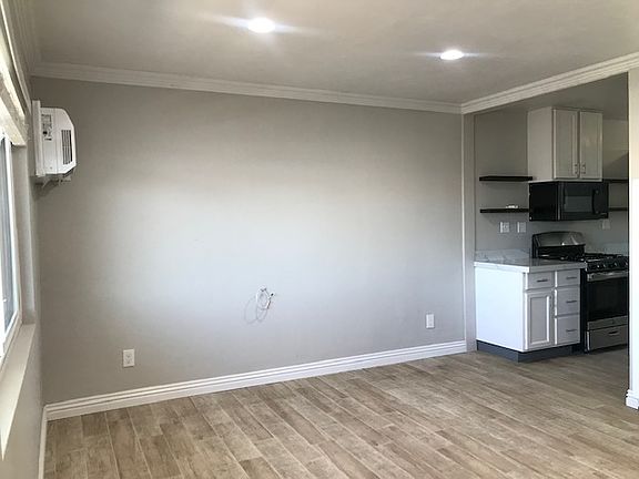 2nd image of 11934 Runnymede St #3