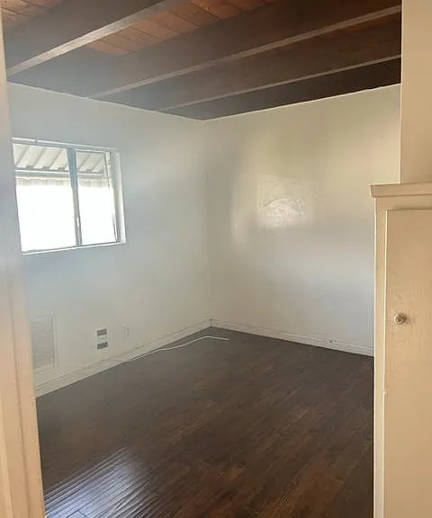 1052 N Obispo Ave — Photo 15