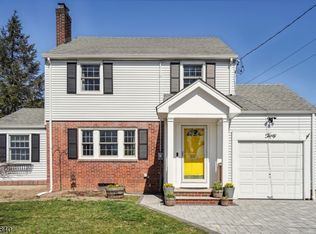 30 Davidson Rd, Bloomfield, NJ 07003