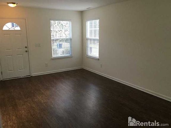 3rd image of 309 Weeping Willow Dr