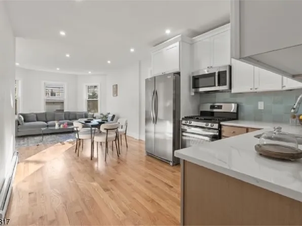 180 N 12th St, Newark, NJ