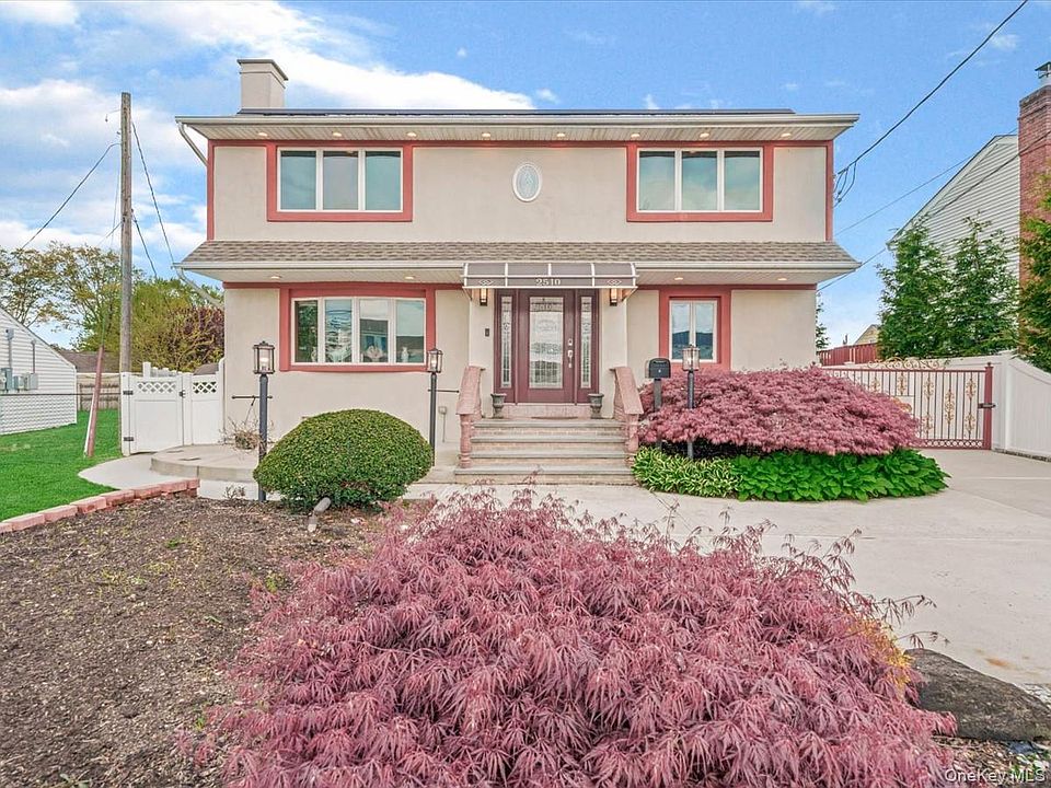 1st image of 2510 2nd Avenue