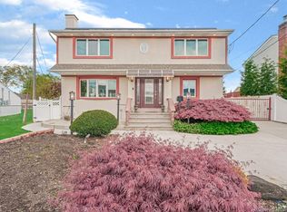 2510 2nd Avenue, East Meadow, NY 11554