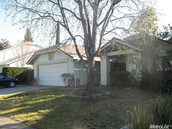 2nd image of 115 Stoney Hill Dr