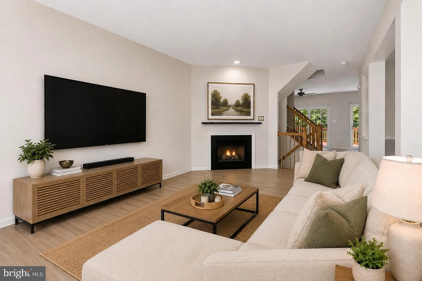 3 bed, 2.5 bath, 2280 sqft, $3,200 — Photo 4