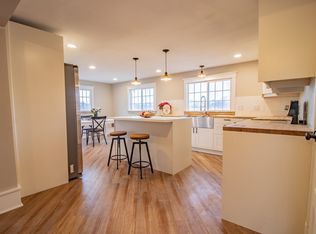 11609 Pope Church Rd, Springport, MI 49284