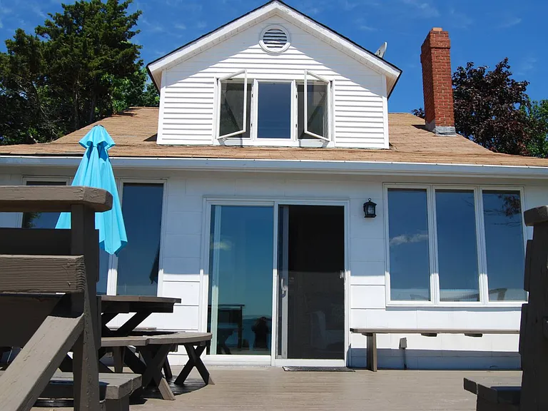 47 Bayside Ave — Photo 8