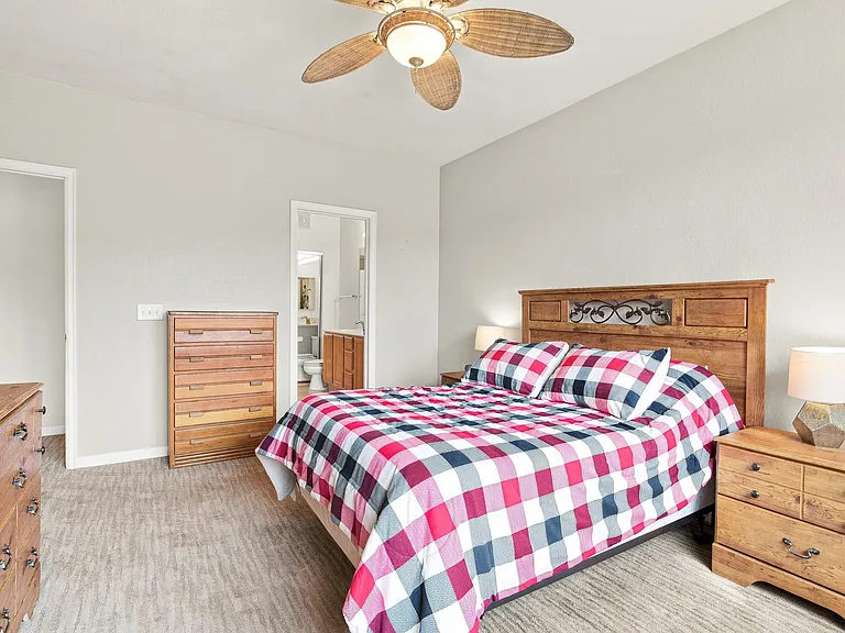 1153 S Alton St #B — Photo 11