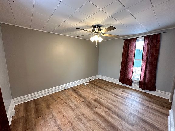 5th image of 1541 Plainfield Ave NE #3