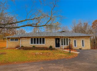 2945 Lincoln Highway Rd, Charleston, IL 61920