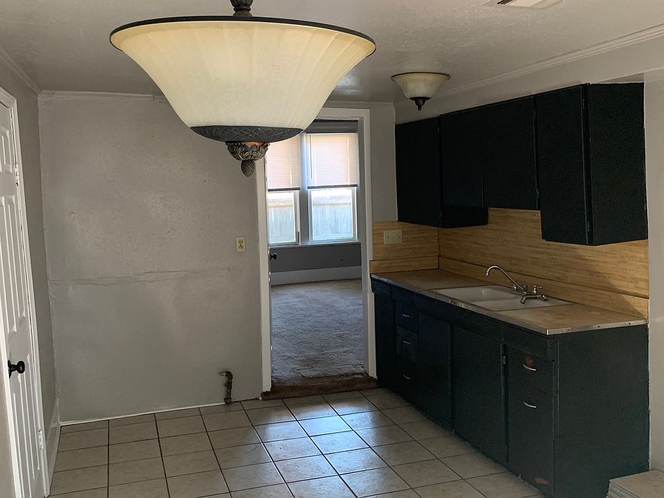 2nd image of 1701 E Okmulgee Ave