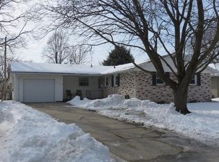 341 22nd St SW, Mason City, IA 50401