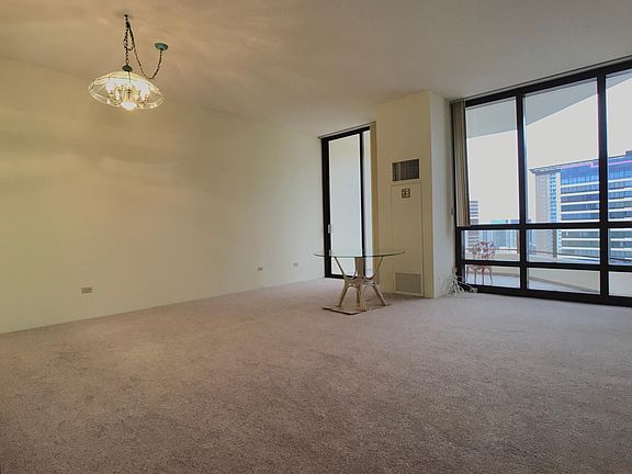 4th image of 725 Kapiolani Blvd APT 3104