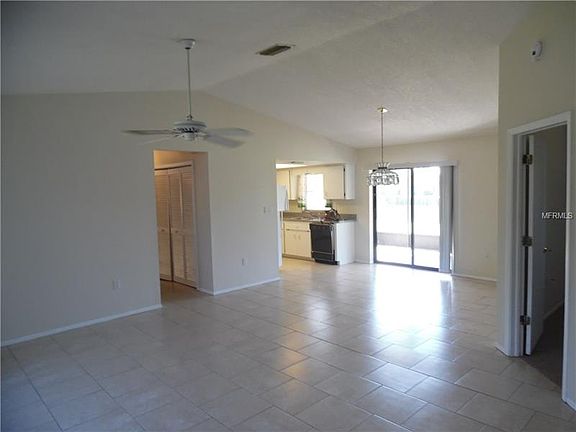 5th image of 23211 Avacado Ave
