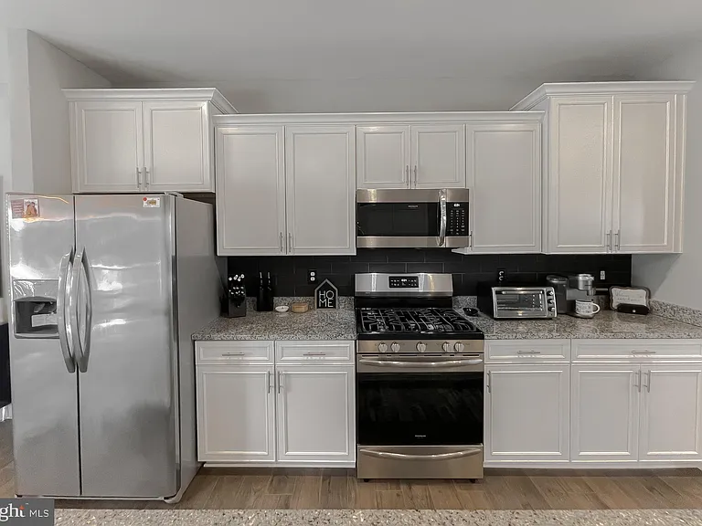 23810 Myrtle Glen Way — Photo 11