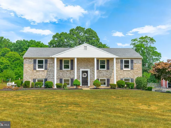 275 E Butter Rd, York, PA 17404