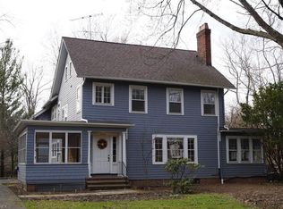 2530 Wellington Rd, Cleveland Heights, OH 44118